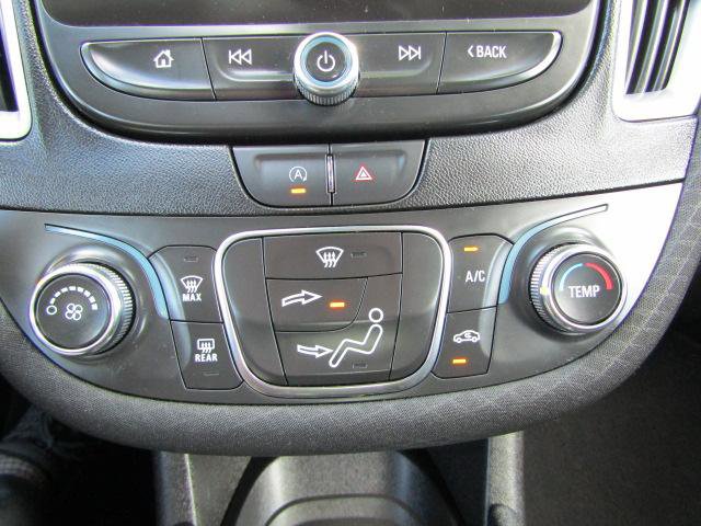 Used 2023 Chevrolet Malibu LS image 12