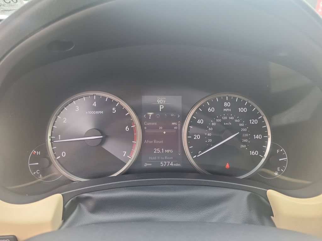 Used 2016 Lexus NX 200t FWD w/ Luxury Package image 21