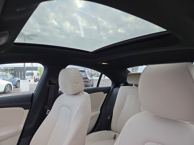 Used 2025 Mercedes-Benz CLA 250 4MATIC image 27