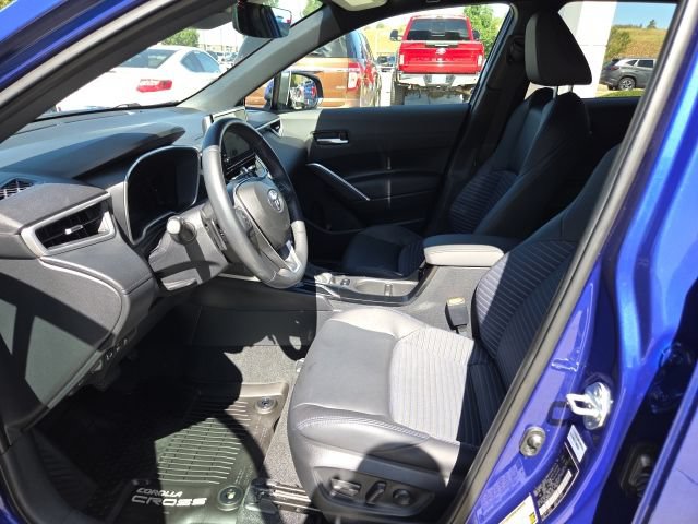 Used 2024 Toyota Corolla Cross AWD Hybrid w/ Convenience Package image 16