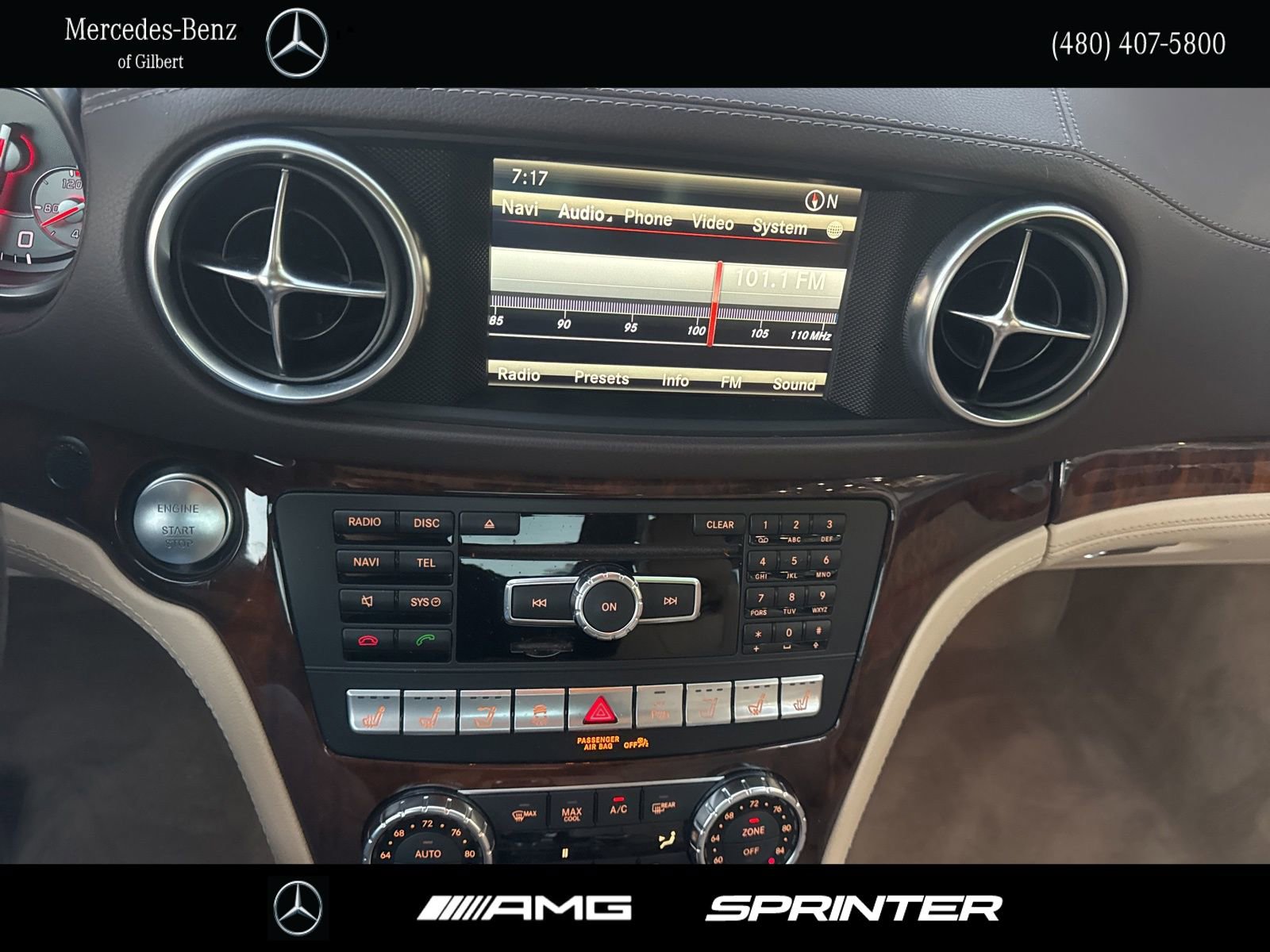 Used 2016 Mercedes-Benz SL 550 image 24