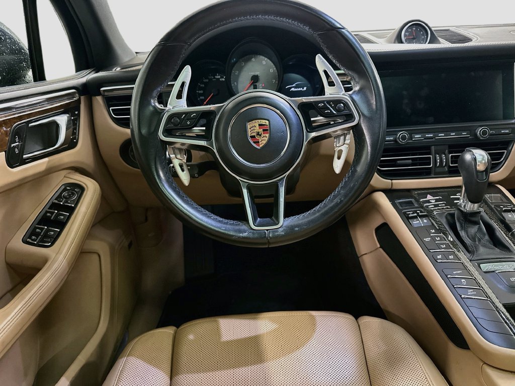 Certified 2019 Porsche Macan S AWD/4WD image 23