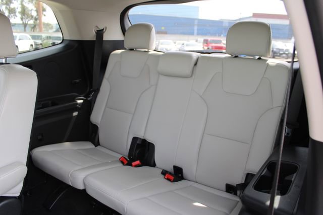 Used 2025 Kia Telluride S FWD image 36
