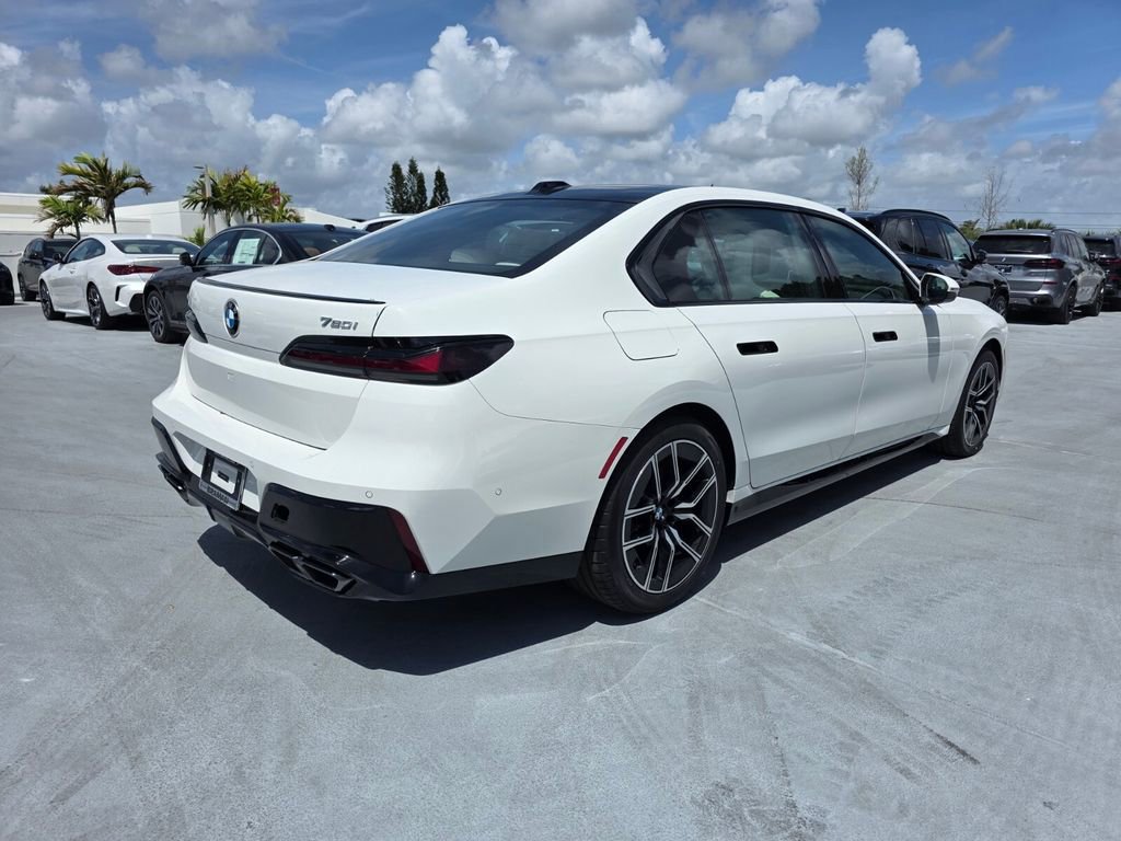 New 2026 BMW 760i xDrive w/ Executive Package image 4