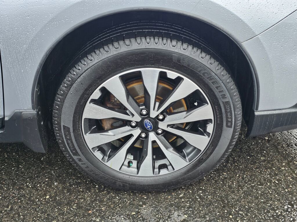 Used 2017 Subaru Outback 2.5i Limited image 28