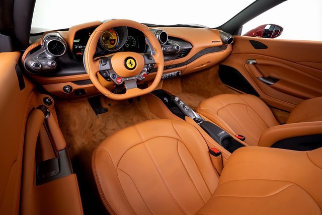 Used 2022 Ferrari F8 Tributo image 5