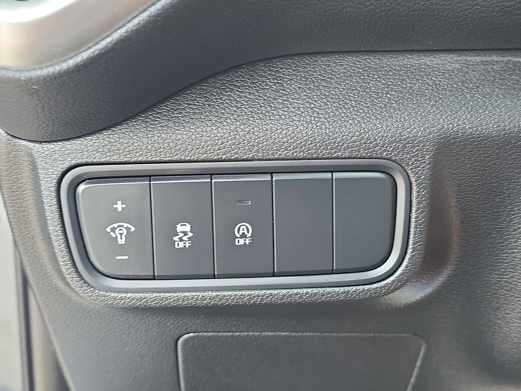 Certified 2025 Kia Soul LX image 26