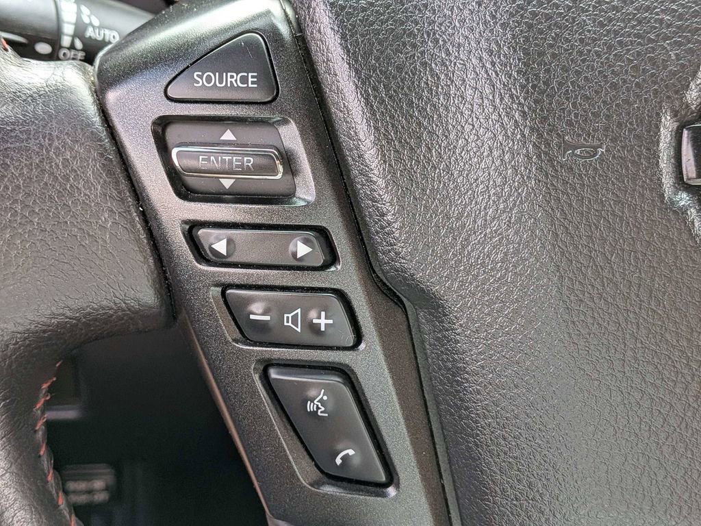 Used 2021 Nissan Titan PRO-4X w/ Pro-4x Convenience Package AWD/4WD image 27