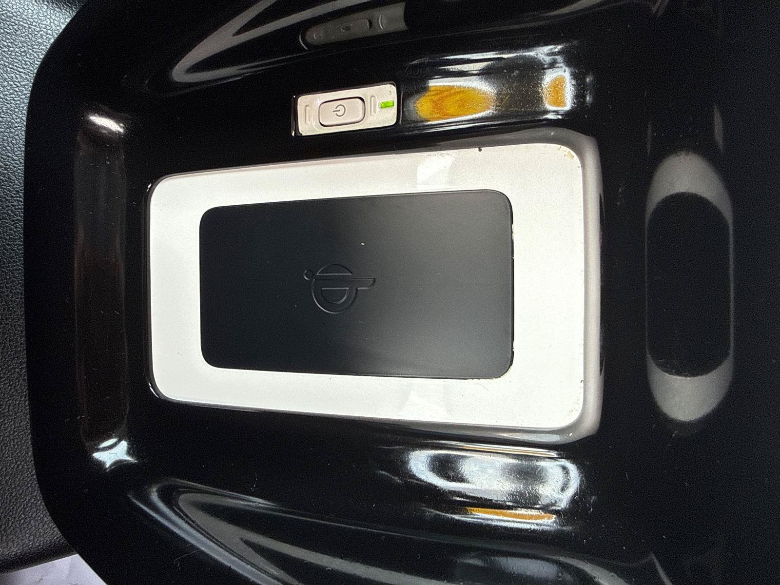 Used 2016 Toyota Prius Four FWD image 21