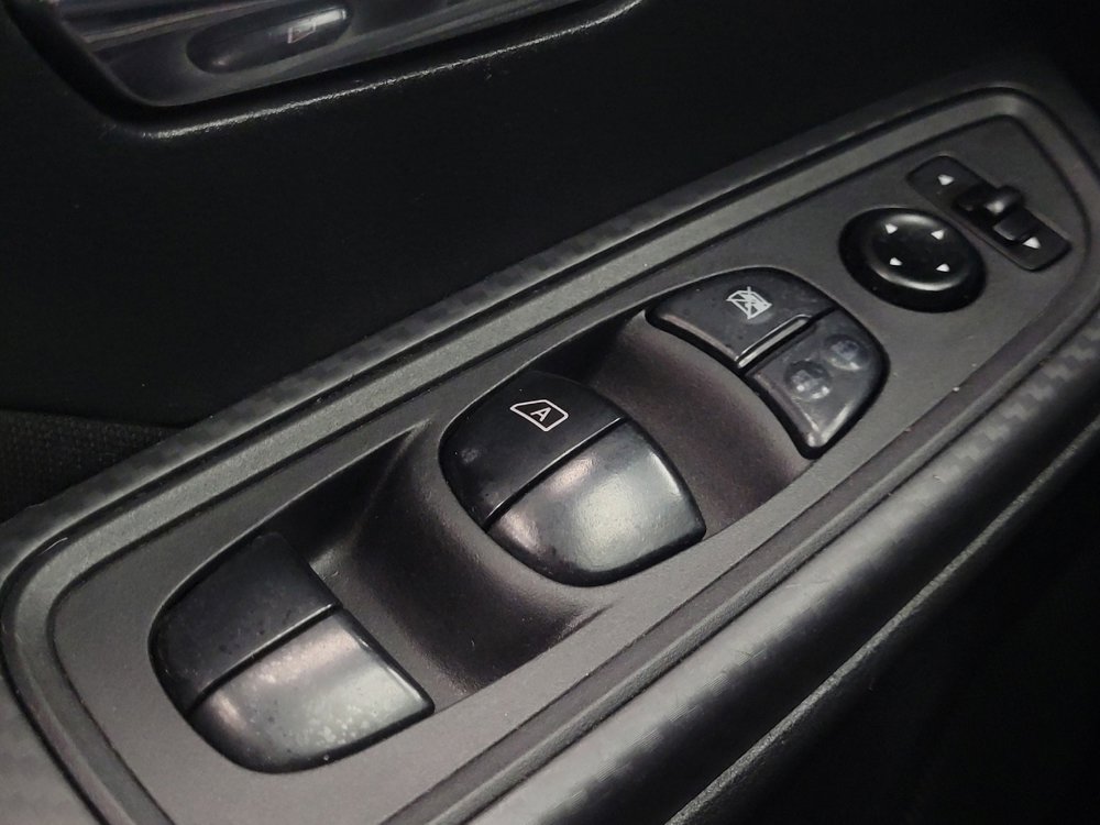 Used 2021 Nissan Versa SV image 27