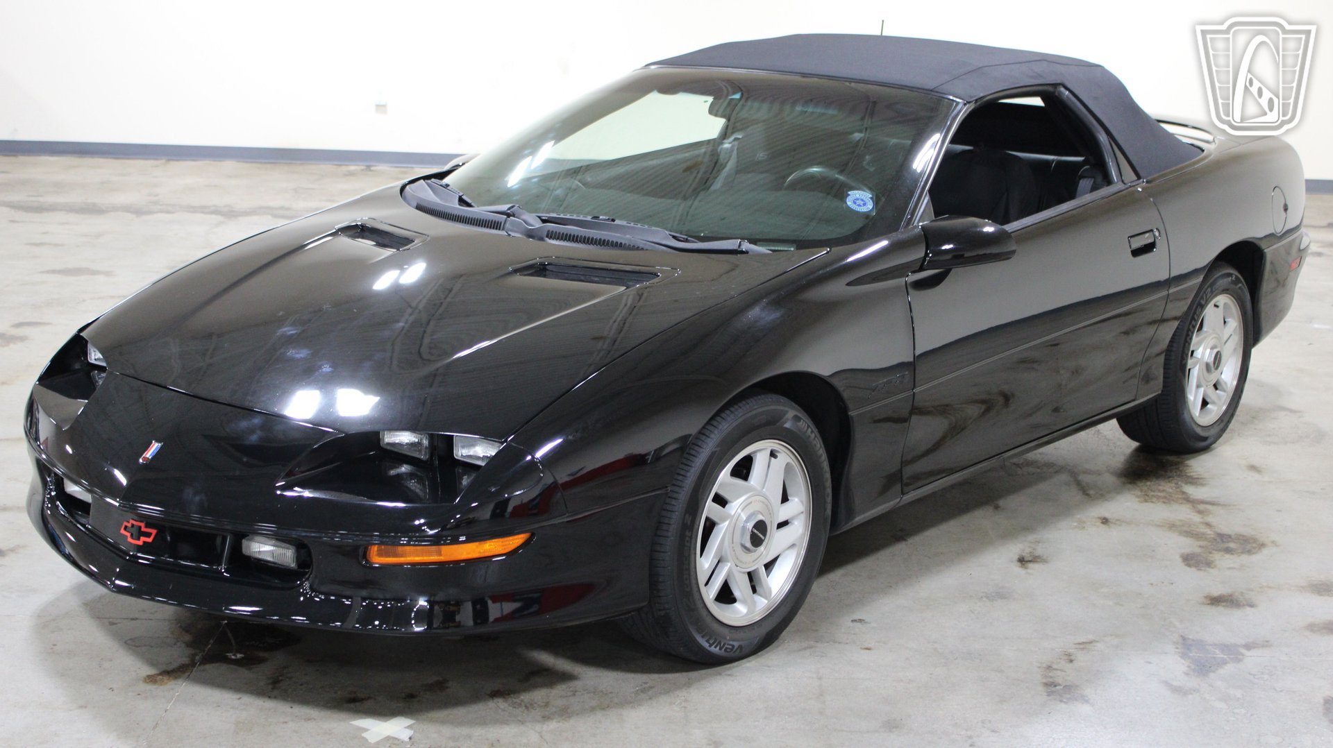 Used 1995 Chevrolet Camaro Z28 RWD image 24