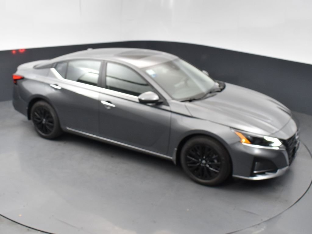 New 2025 Nissan Altima 2.5 SV w/ SV Special Edition Package image 43