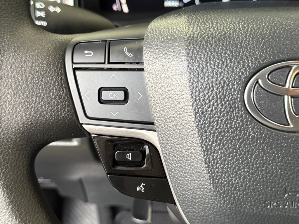 Certified 2025 Toyota Camry LE image 23