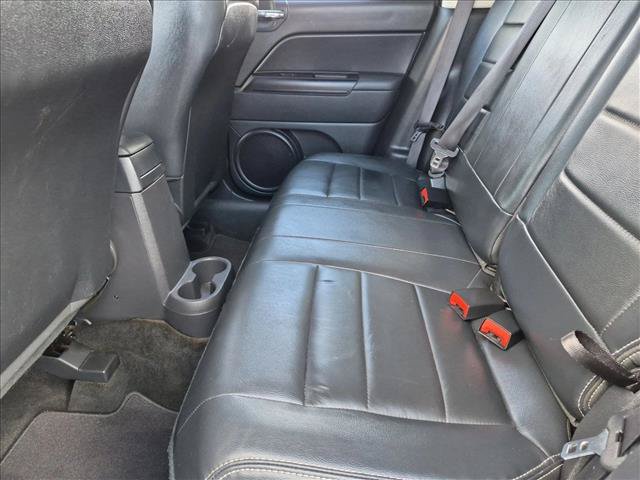Used 2016 Jeep Patriot High Altitude AWD/4WD image 16