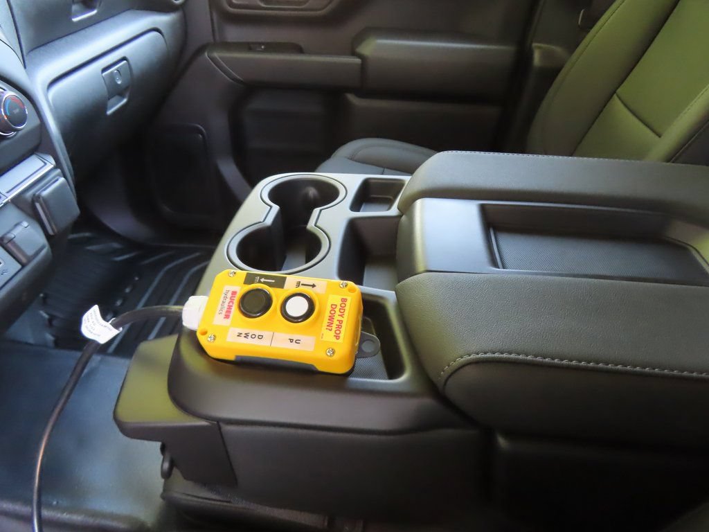 New 2025 Chevrolet Silverado 3500 W/T AWD/4WD image 8