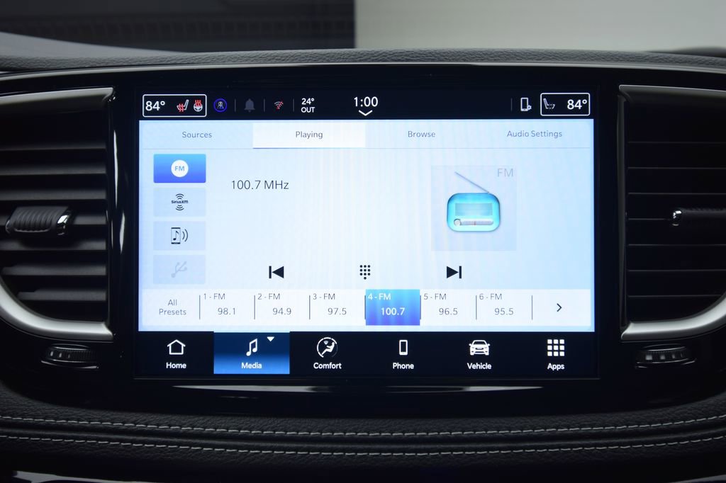 New 2026 Chrysler Pacifica Select w/ S Appearance Package FWD image 20