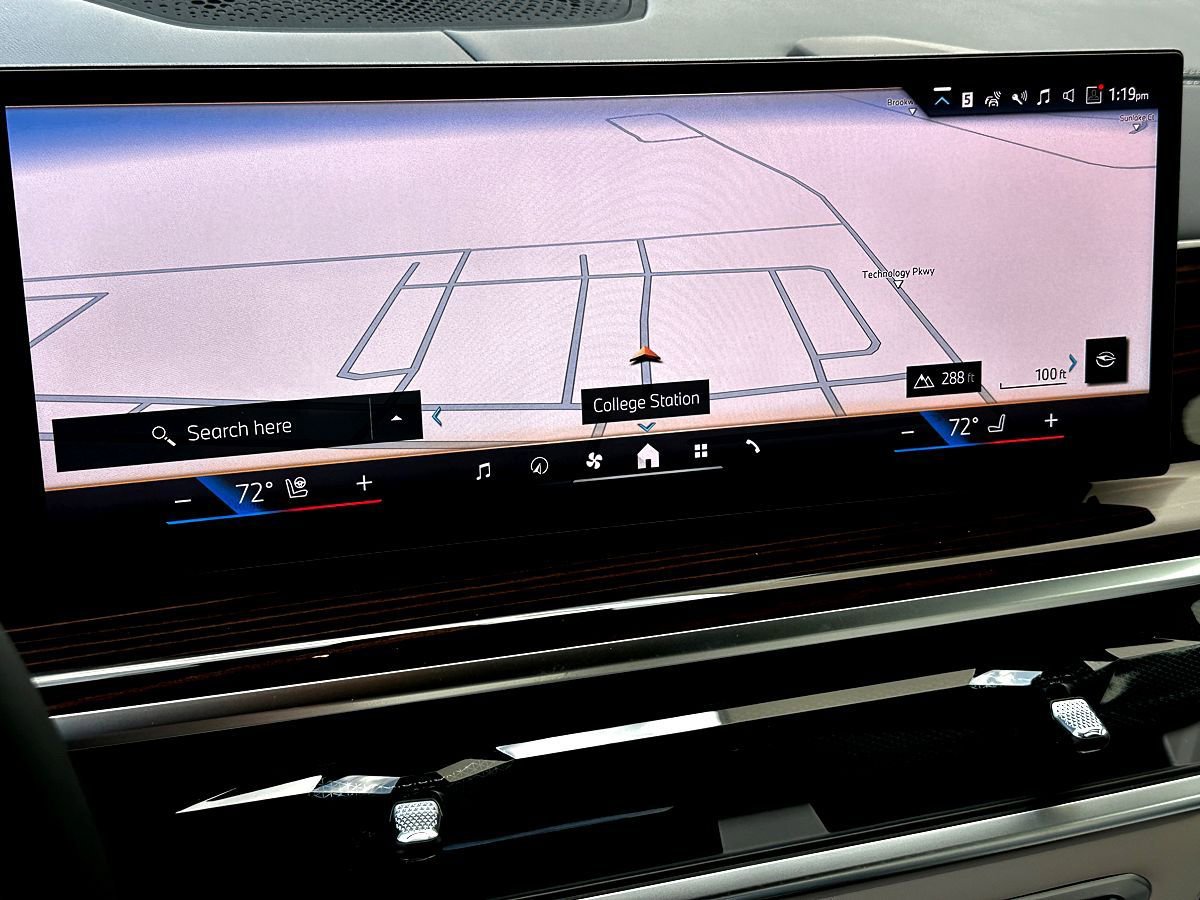 New 2026 BMW X7 xDrive40i w/ M Sport Package image 15