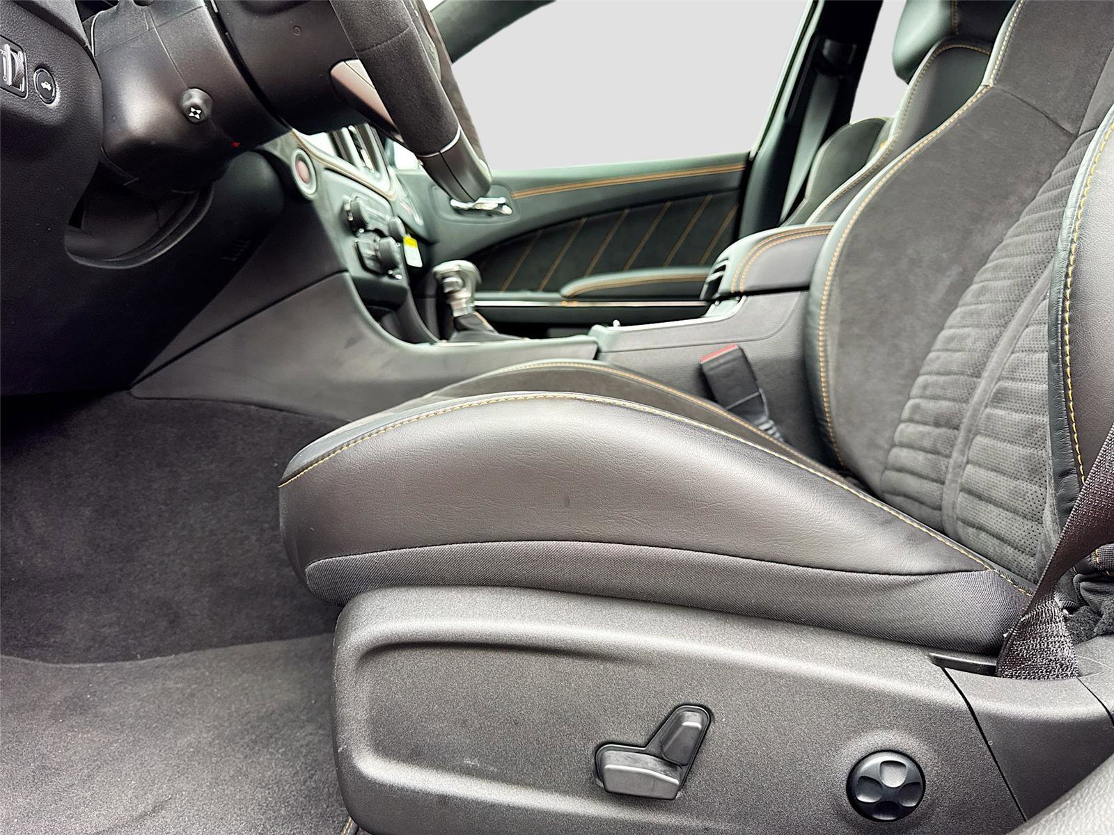 Used 2023 Dodge Charger SRT Hellcat image 18