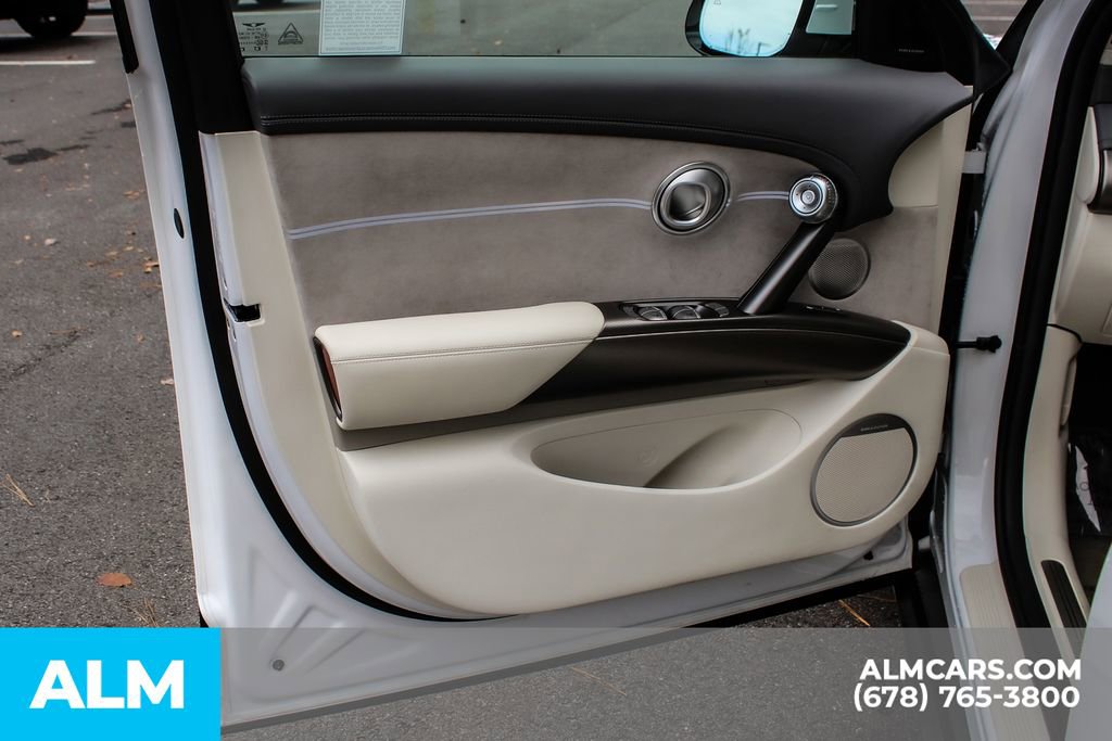 Used 2023 Genesis GV60 Performance image 39