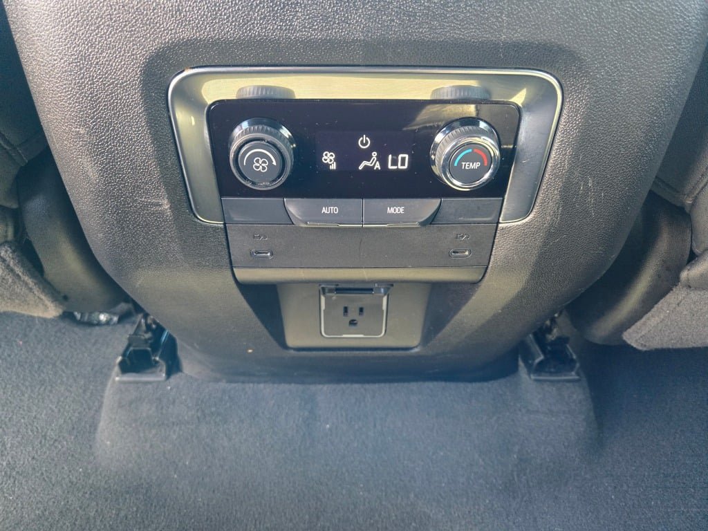 Certified 2025 Chevrolet Tahoe LT AWD/4WD image 21