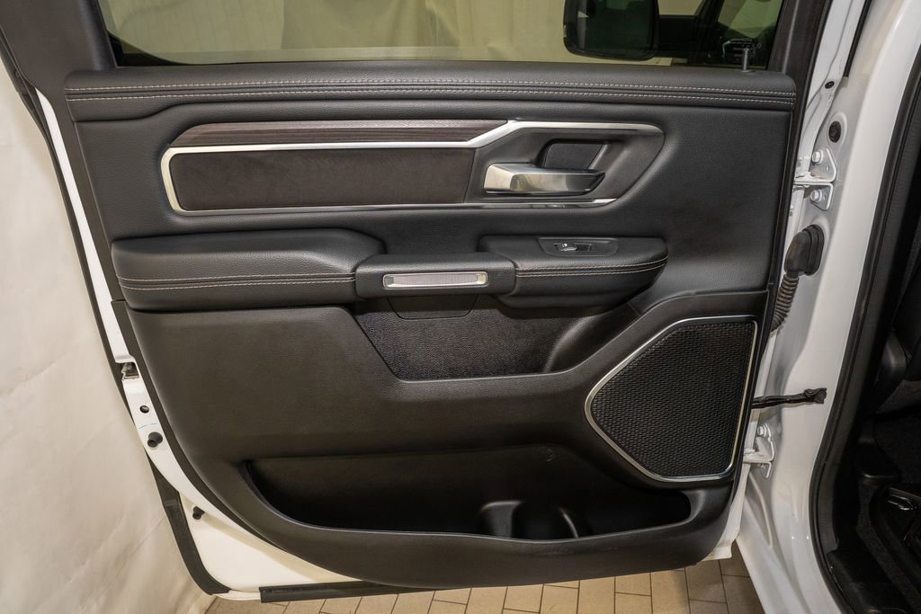 Used 2025 RAM 1500 Laramie image 9