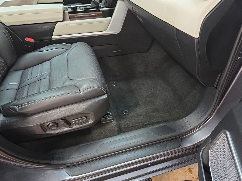 Used 2023 Toyota Tundra Capstone image 8