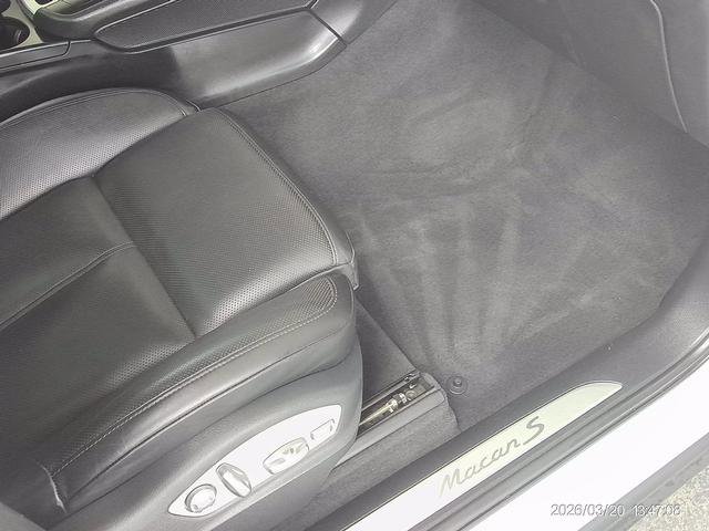 Used 2016 Porsche Macan S AWD/4WD image 18
