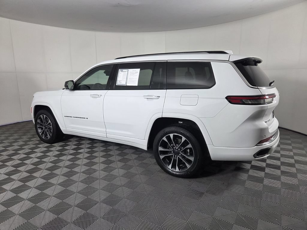 Used 2021 Jeep Grand Cherokee L Overland w/ Luxury Tech Group IV AWD/4WD image 7
