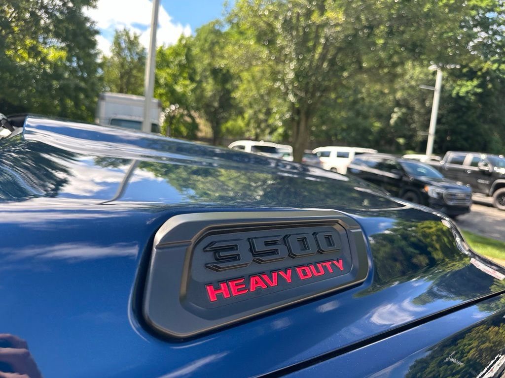 Used 2022 RAM 3500 Limited AWD/4WD image 36