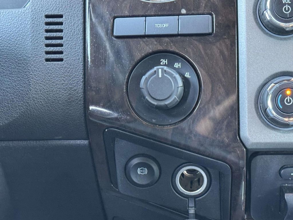 Used 2016 Ford F350 Platinum AWD/4WD image 9