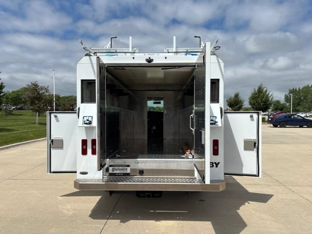New 2026 Chevrolet Express 3500 w/ Power Convenience Package RWD image 19