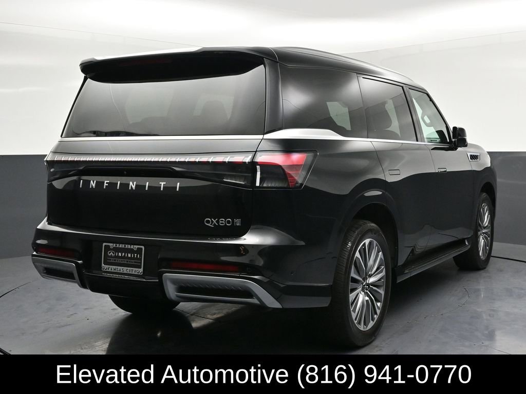 Used 2025 INFINITI QX80 Sensory image 4