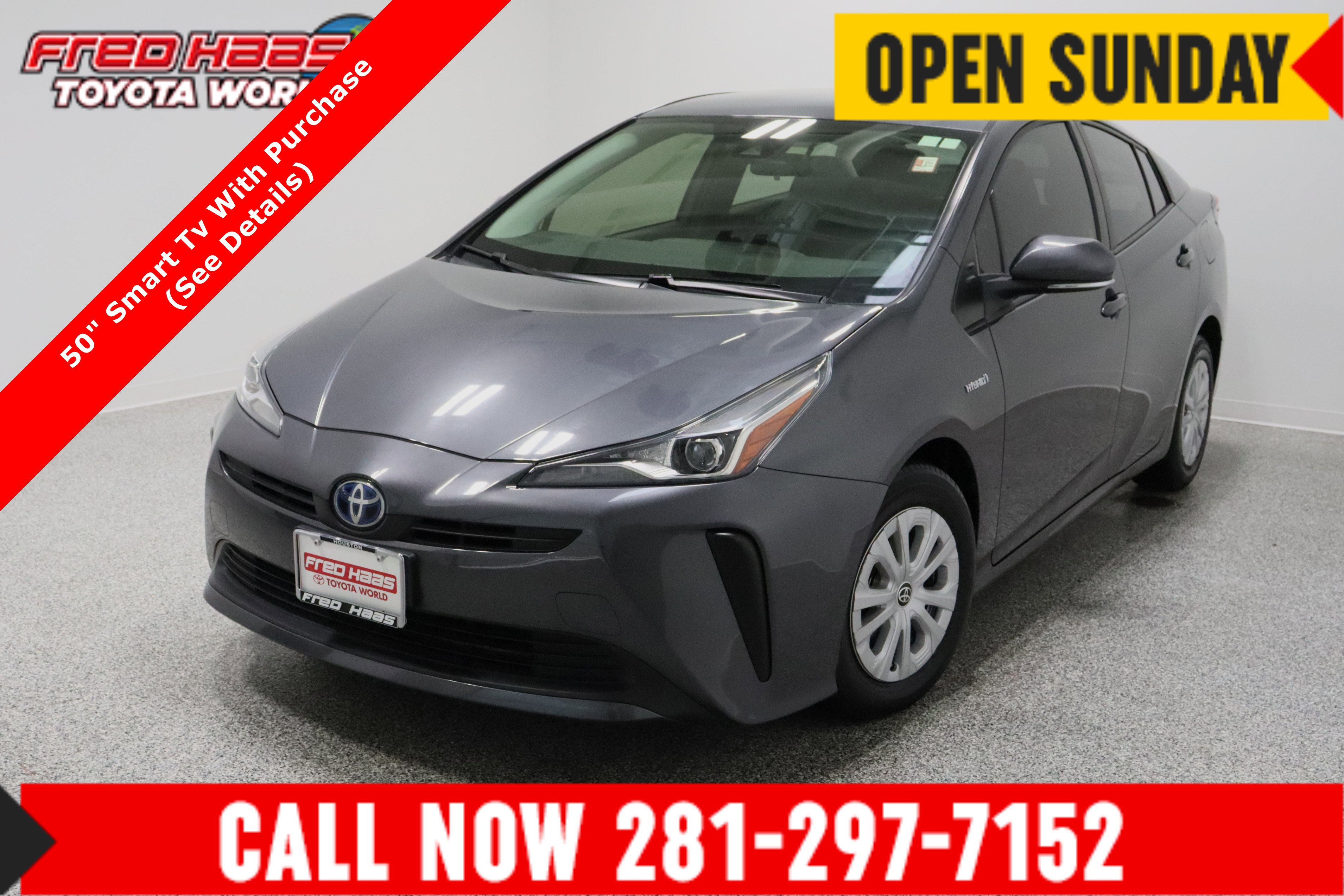 Used 2020 Toyota Prius L Eco image 1