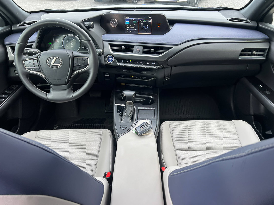 Used 2020 Lexus UX 250h w/ Premium Package image 29