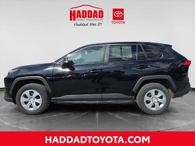 Certified 2024 Toyota RAV4 LE AWD/4WD image 2