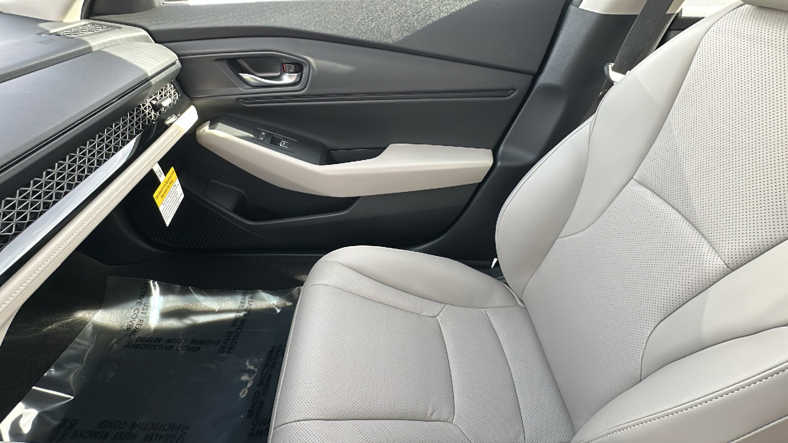 New 2025 Honda Accord EX-L image 12