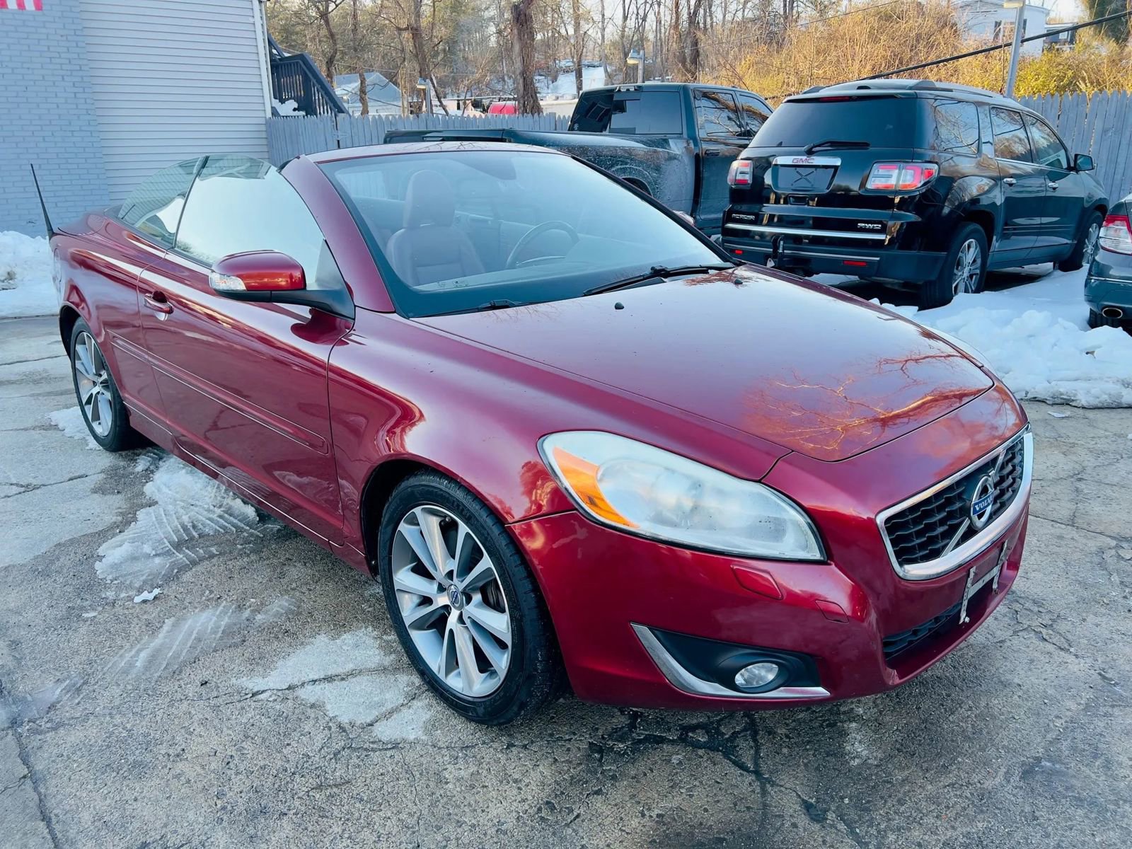 Used 2013 Volvo C70 T5 image 3