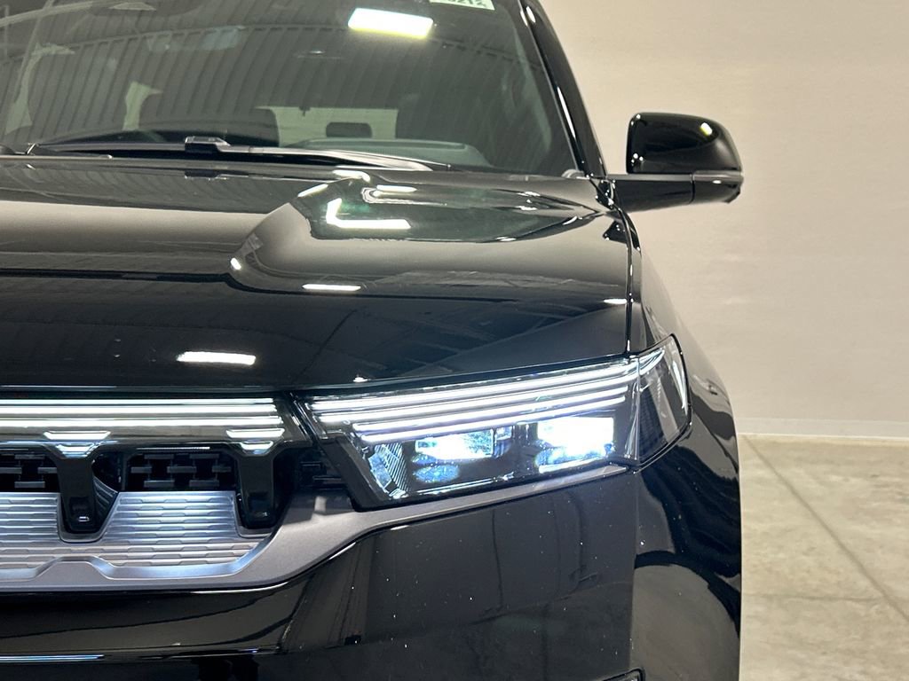 New 2026 Jeep Grand Wagoneer Limited image 10