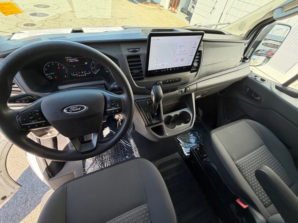 Used 2022 Ford Transit 350 XLT image 15