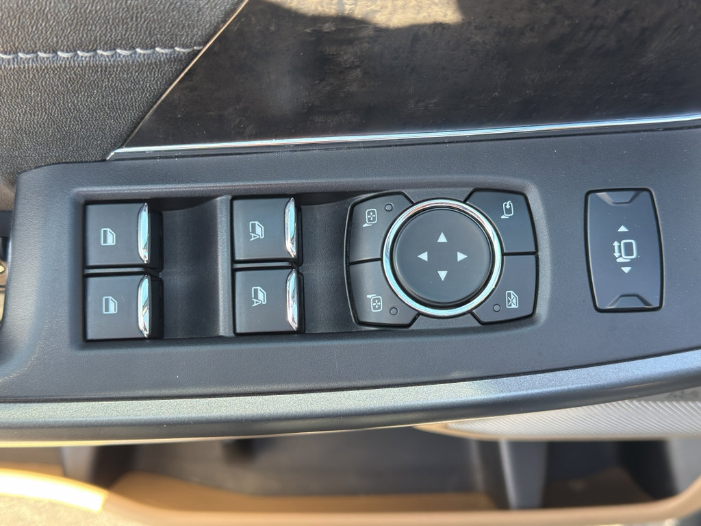 Used 2023 Ford F250 Lariat w/ Tremor Off-Road Package AWD/4WD image 13