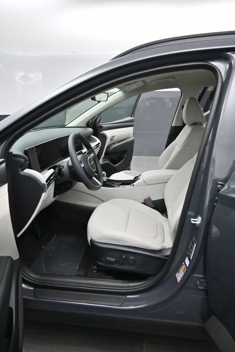 New 2026 Hyundai Tucson SEL Plus AWD/4WD image 15