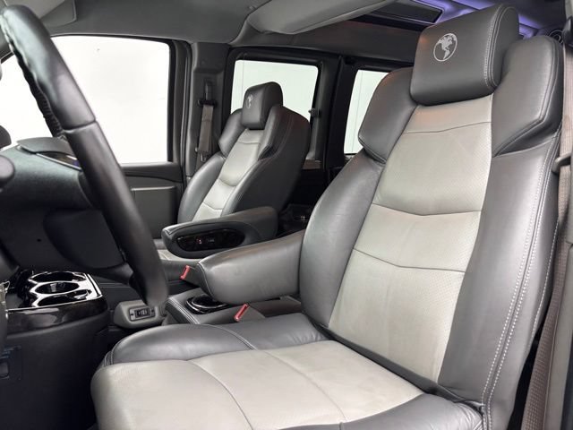 Used 2021 Chevrolet Express 2500 LS w/ Enhanced Convenience Package RWD image 17