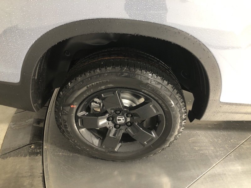 New 2026 Honda Ridgeline Black Edition image 9