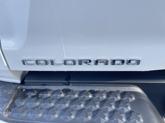 Used 2023 Chevrolet Colorado LT w/ LT Convenience Package III AWD/4WD image 32