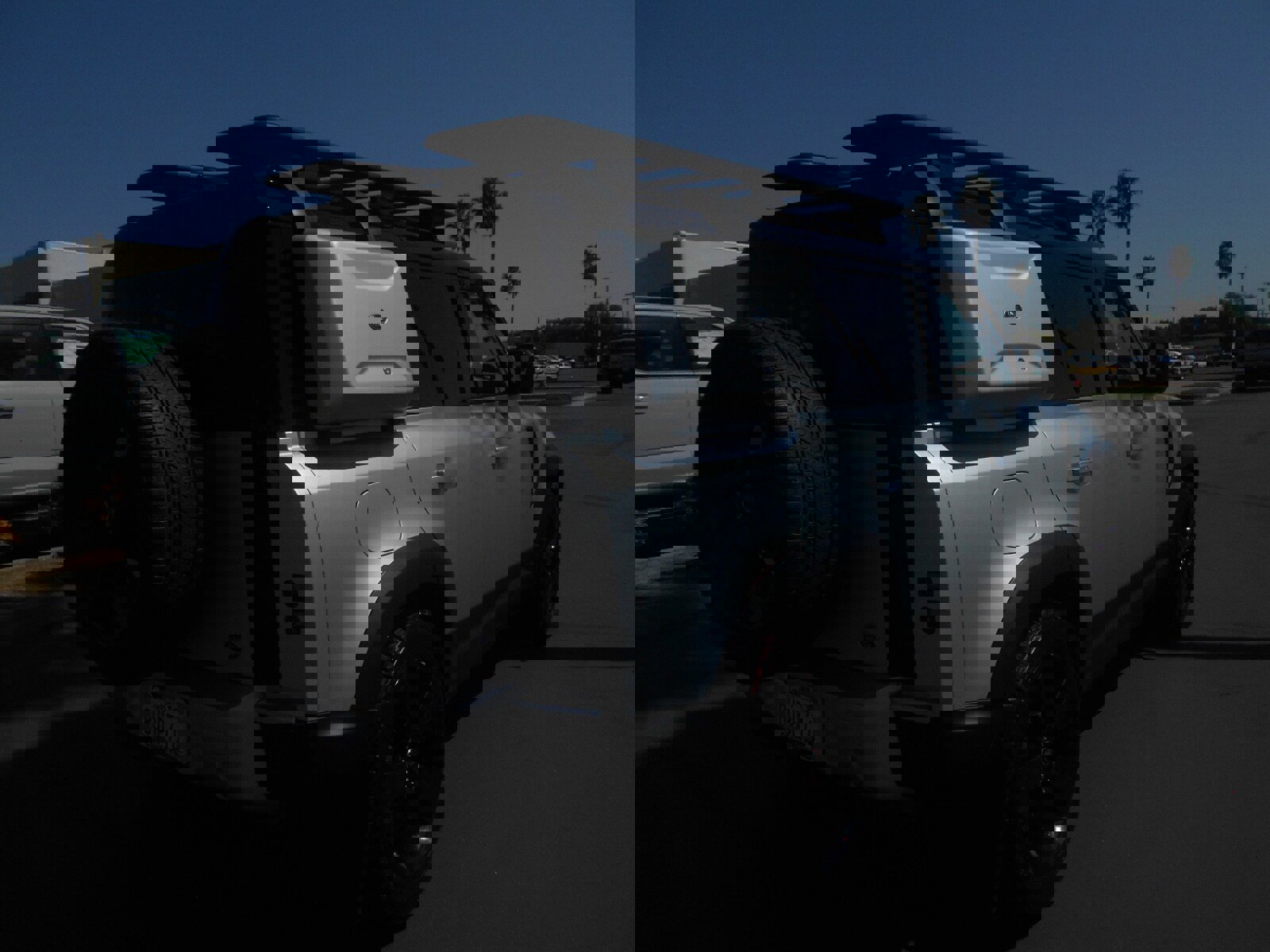 Used 2020 Land Rover Defender 110 HSE image 4