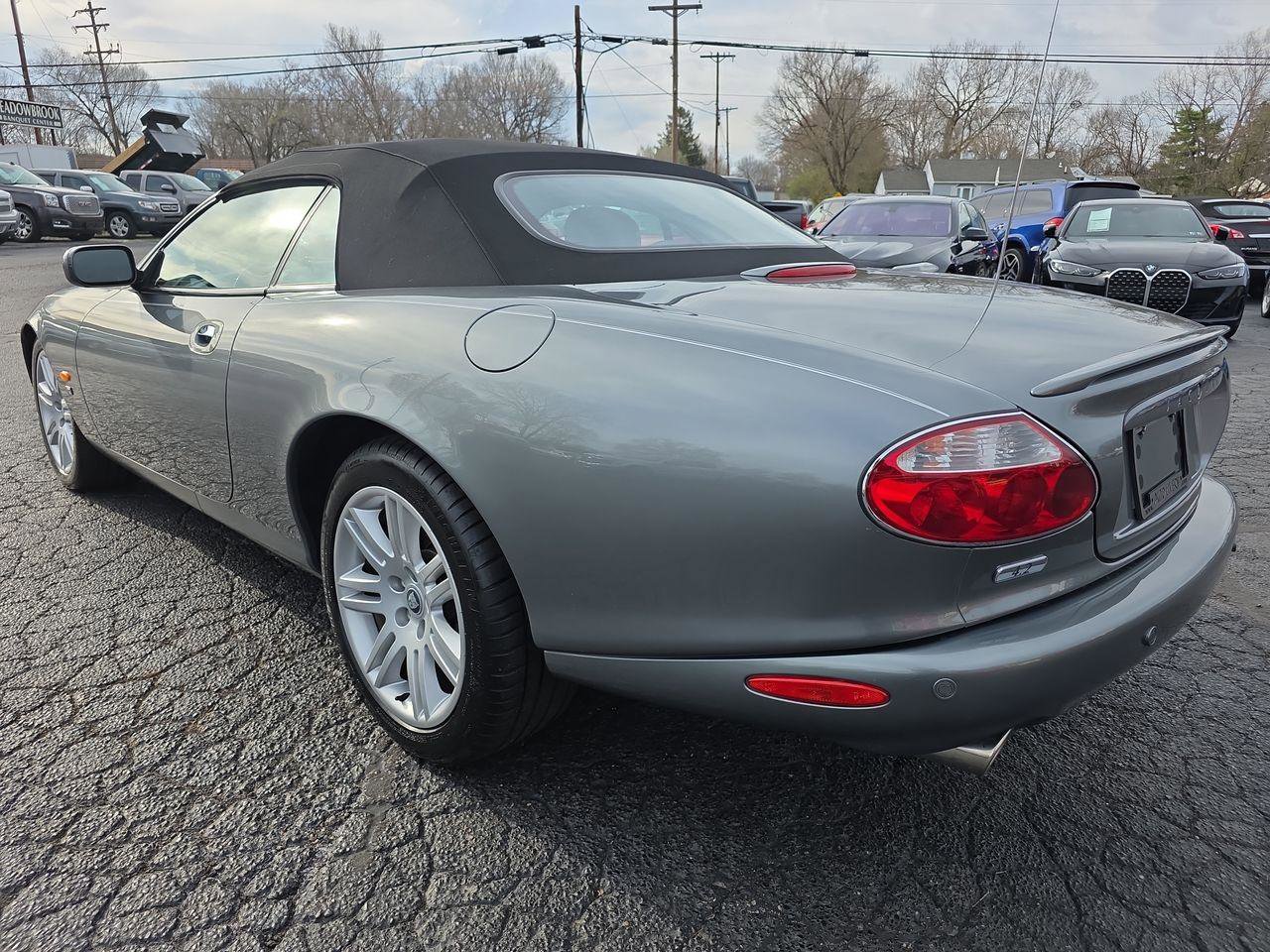 Used 2004 Jaguar XK8 Convertible image 20