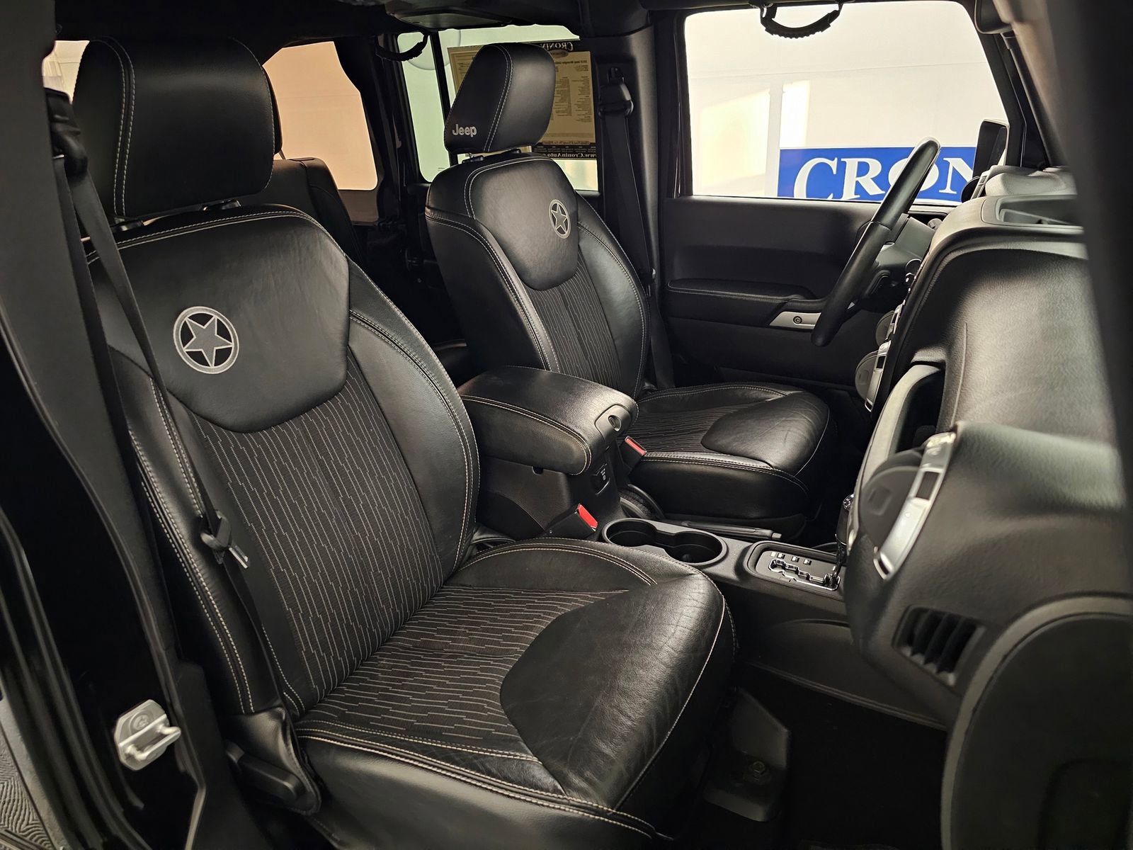 Used 2015 Jeep Wrangler Unlimited Sport image 25