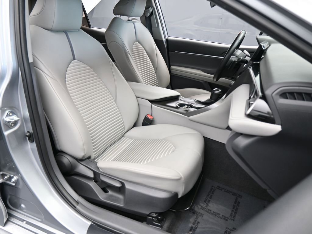 Used 2022 Toyota Camry SE image 44