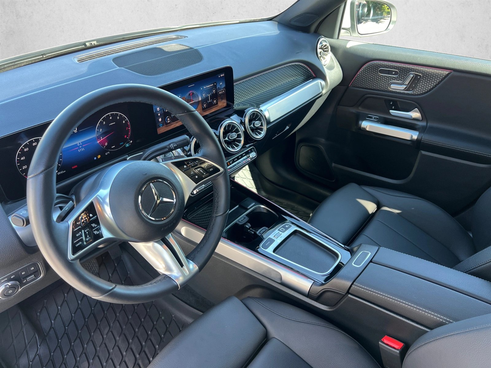 Certified 2026 Mercedes-Benz GLB 250 4MATIC image 10