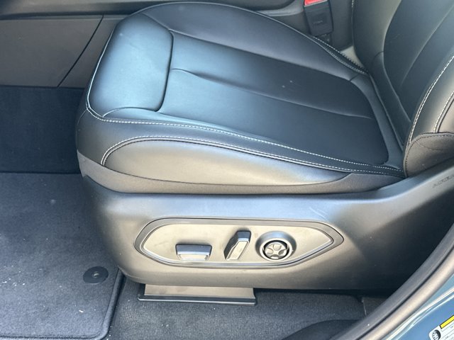 New 2026 Jeep Grand Cherokee Limited w/ Limited Altitude Package RWD image 10
